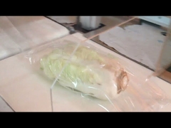 Машина упаковки овощей моторов сервопривода цены по прейскуранту завода-изготовителя, машина упаковки подушки картошки кладя в мешки