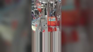 Предварительно упакованные пакеты для кетчупа, заправки для салата и других приправ; плоские пакеты для изготовления экв.